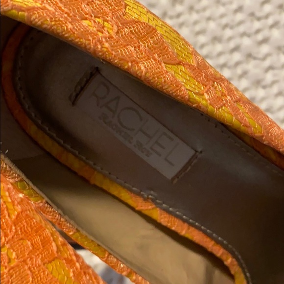 Heels - Picture 3 of 3